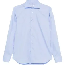 Рубашка с заостренным воротником