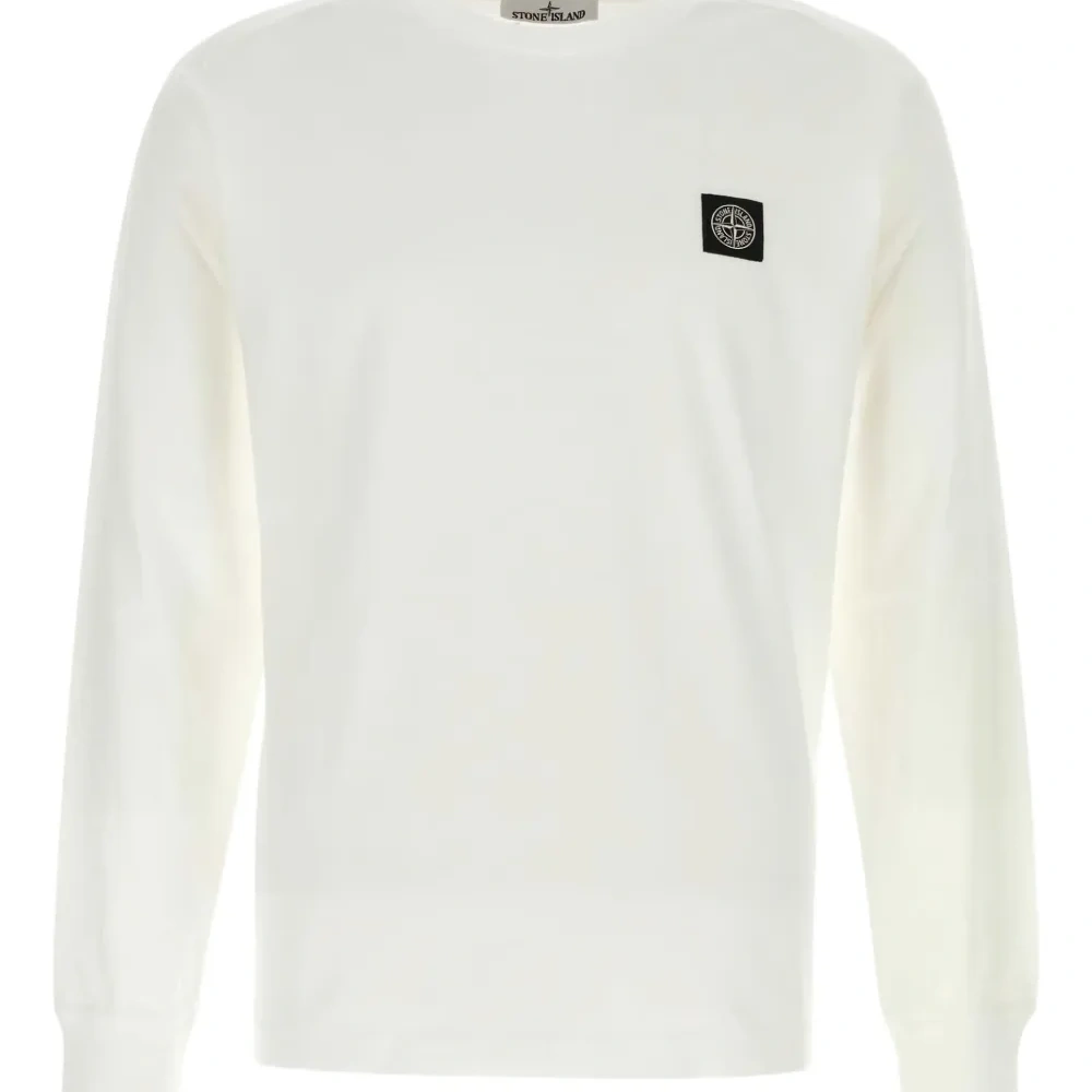 Футболка из хлопка с нашивкой