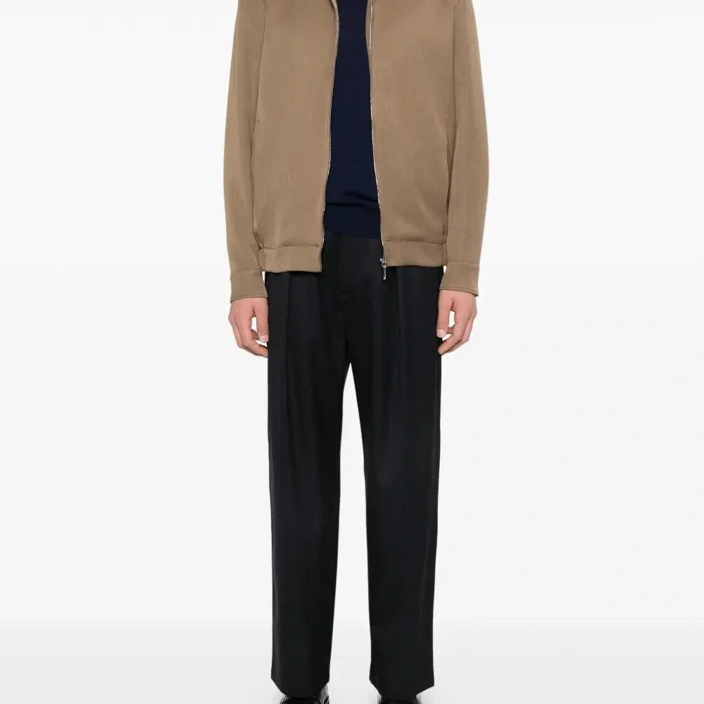 Брюки на завязках