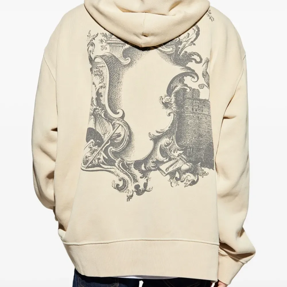 Худи с вышитым логотипом Худи с вышитым логотипом