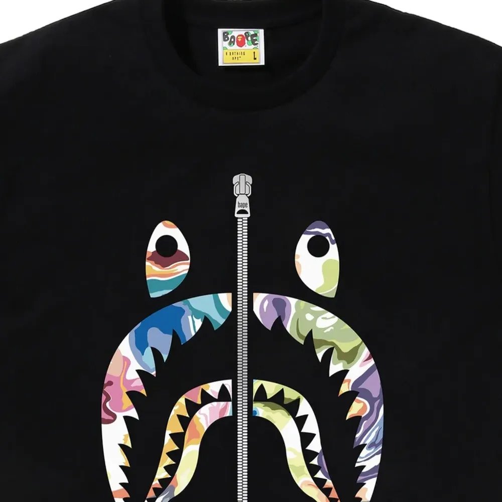 Футболка с графичным принтом