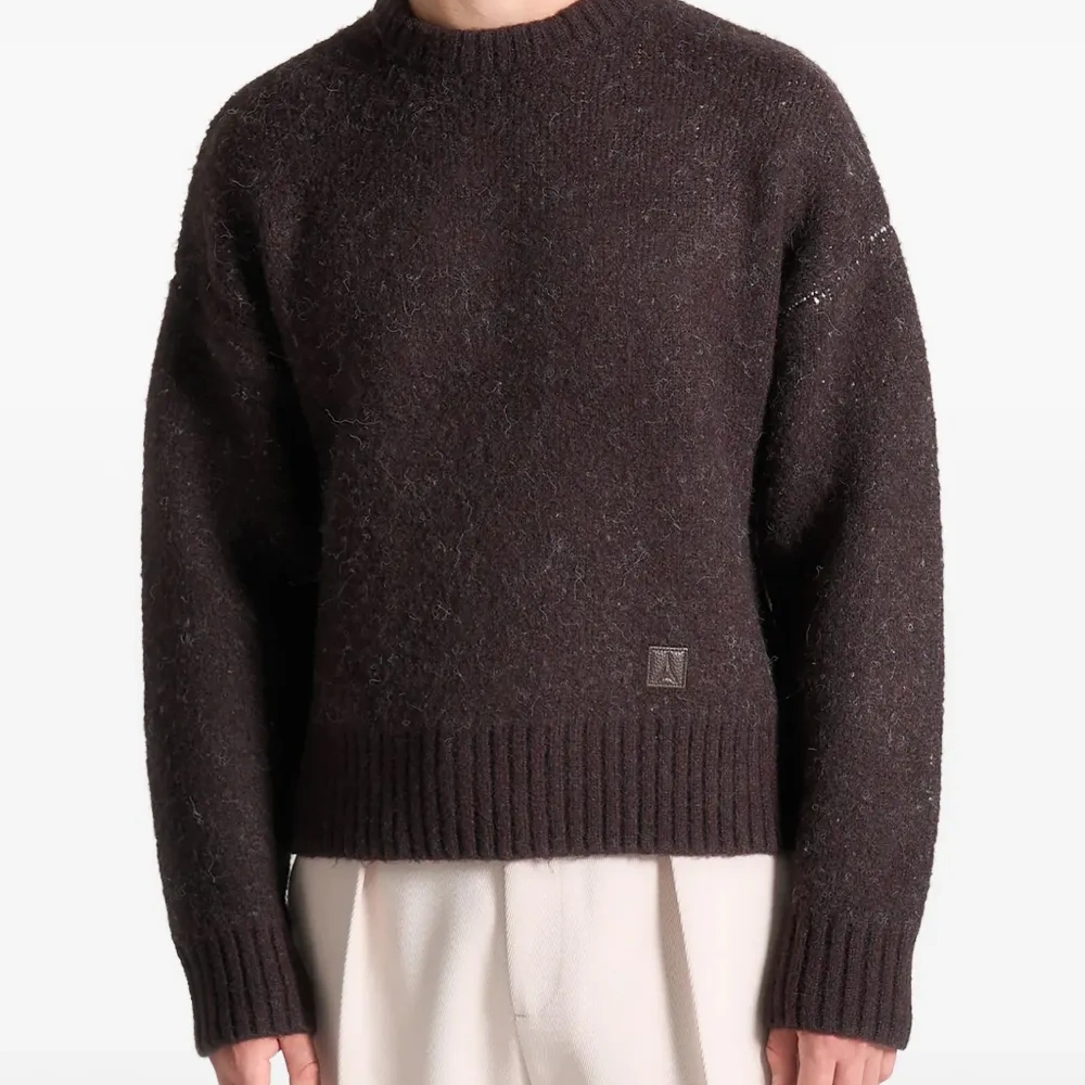 Свитер Kamil с нашивкой