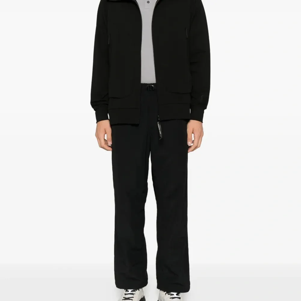 Толстовка на молнии с капюшоном