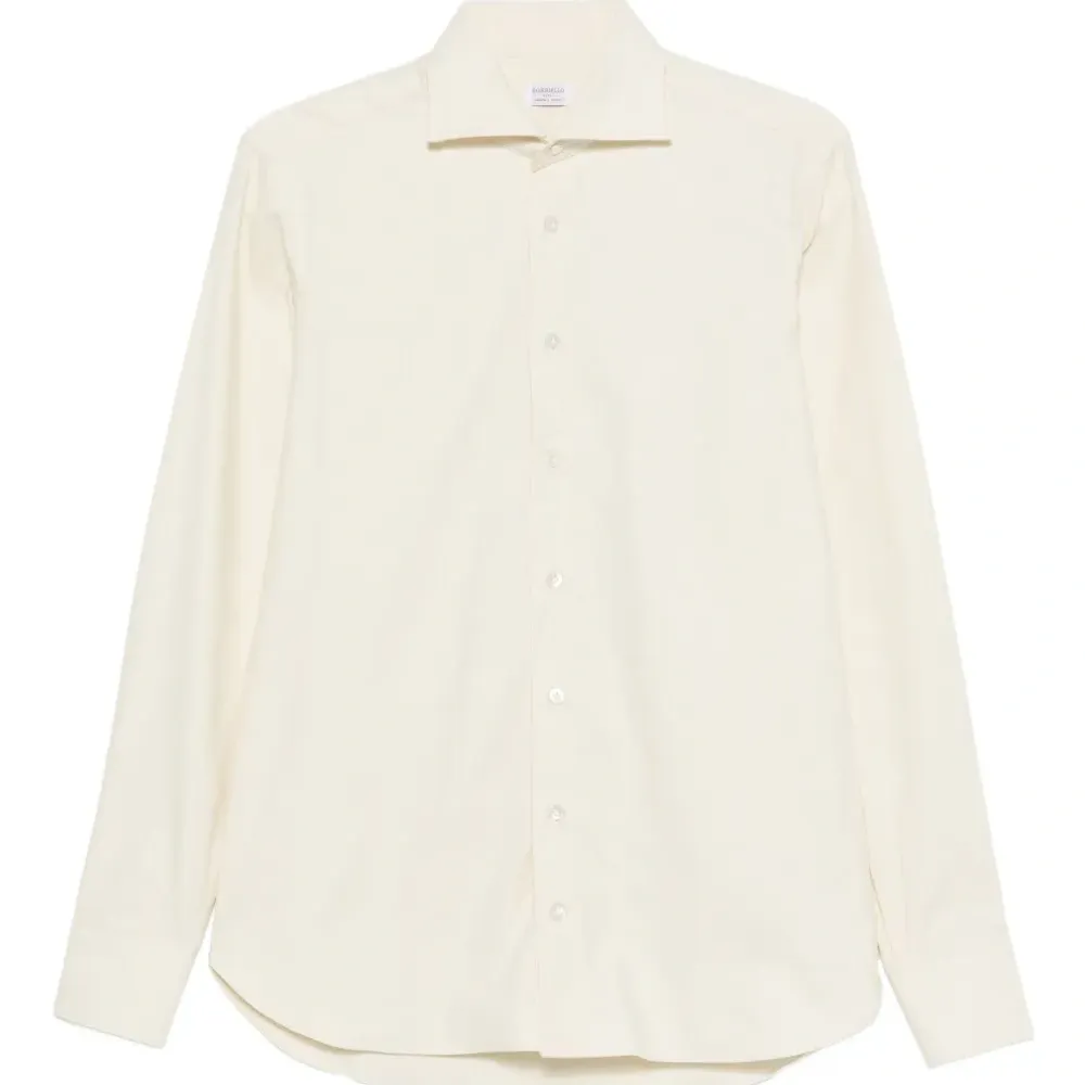 Рубашка на пуговицах