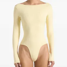 Боди Éva с вырезом-лодочкой и длинными рукавами