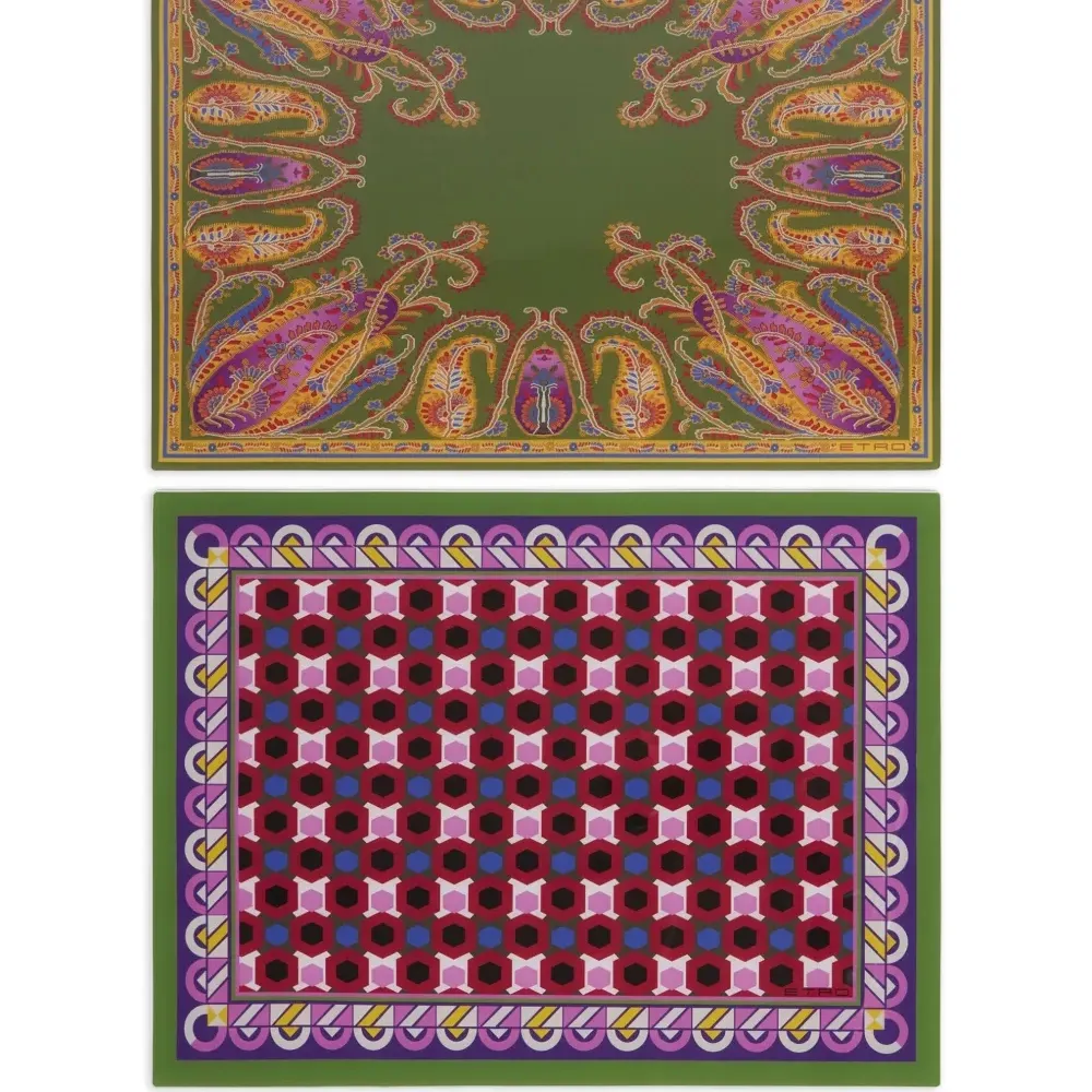 Декоративные тарелки с узором (набор из двух)