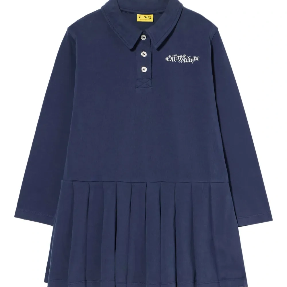 Платье-поло с плиссированной юбкой и узором "стрелка-точечная линия"