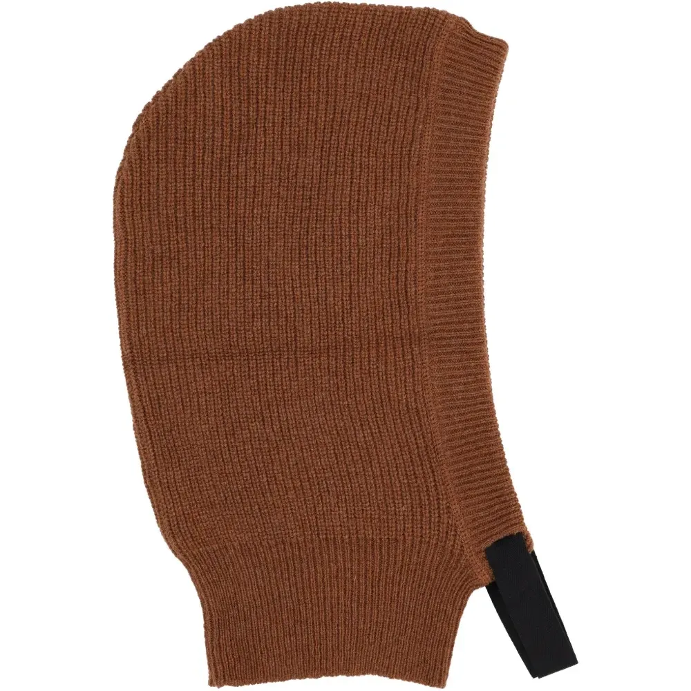 Вязаная балаклава