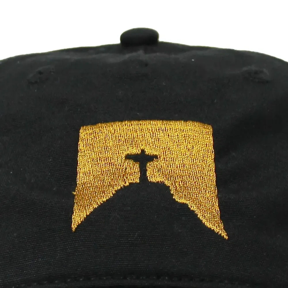 Бейсболка с вышивкой