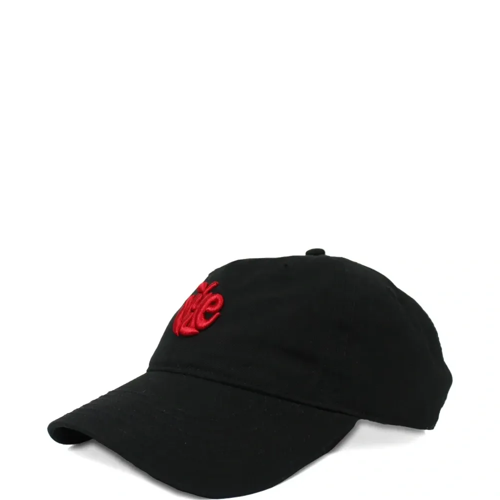 Бейсболка с вышивкой