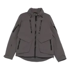 Куртка с карманами на молнии