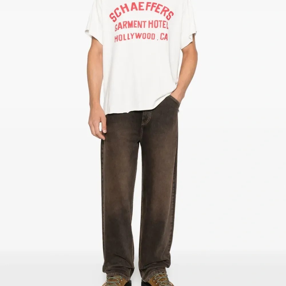 Футболка с круглым вырезом