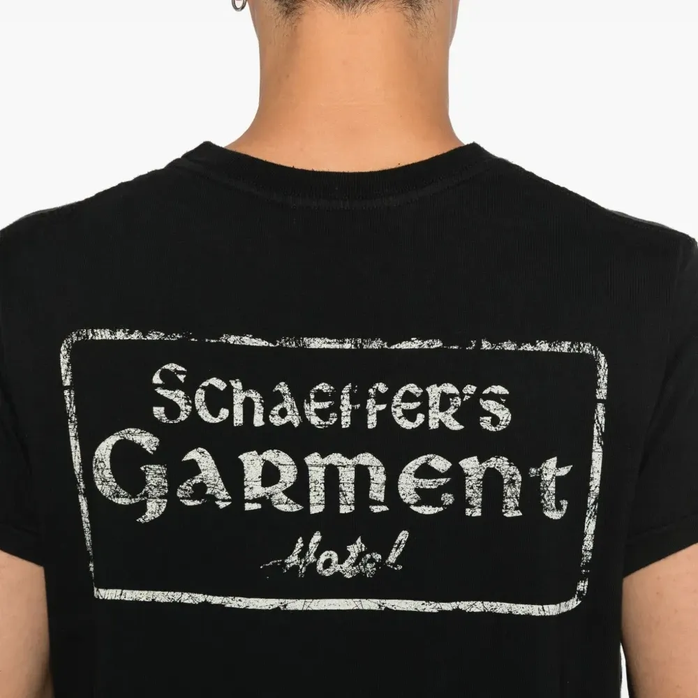 Футболка с круглым вырезом