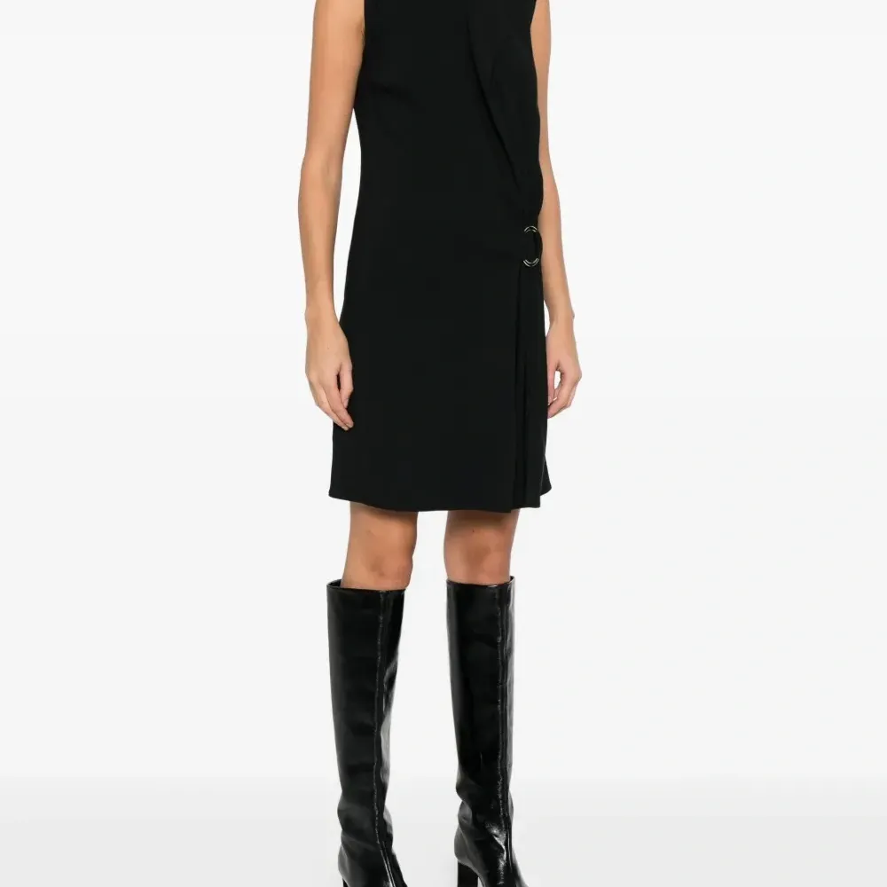 Платье с металлическим декором Платье с металлическим декором