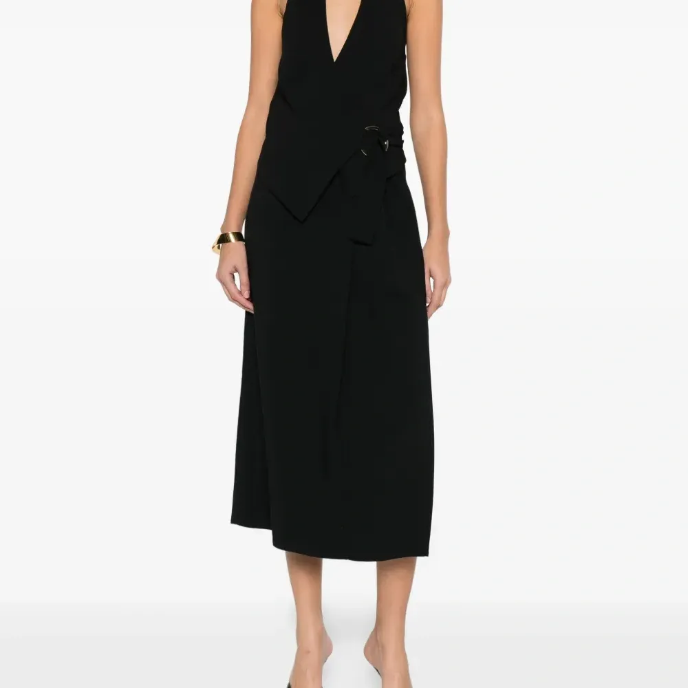 Жилет с вырезом халтер Жилет с вырезом халтер