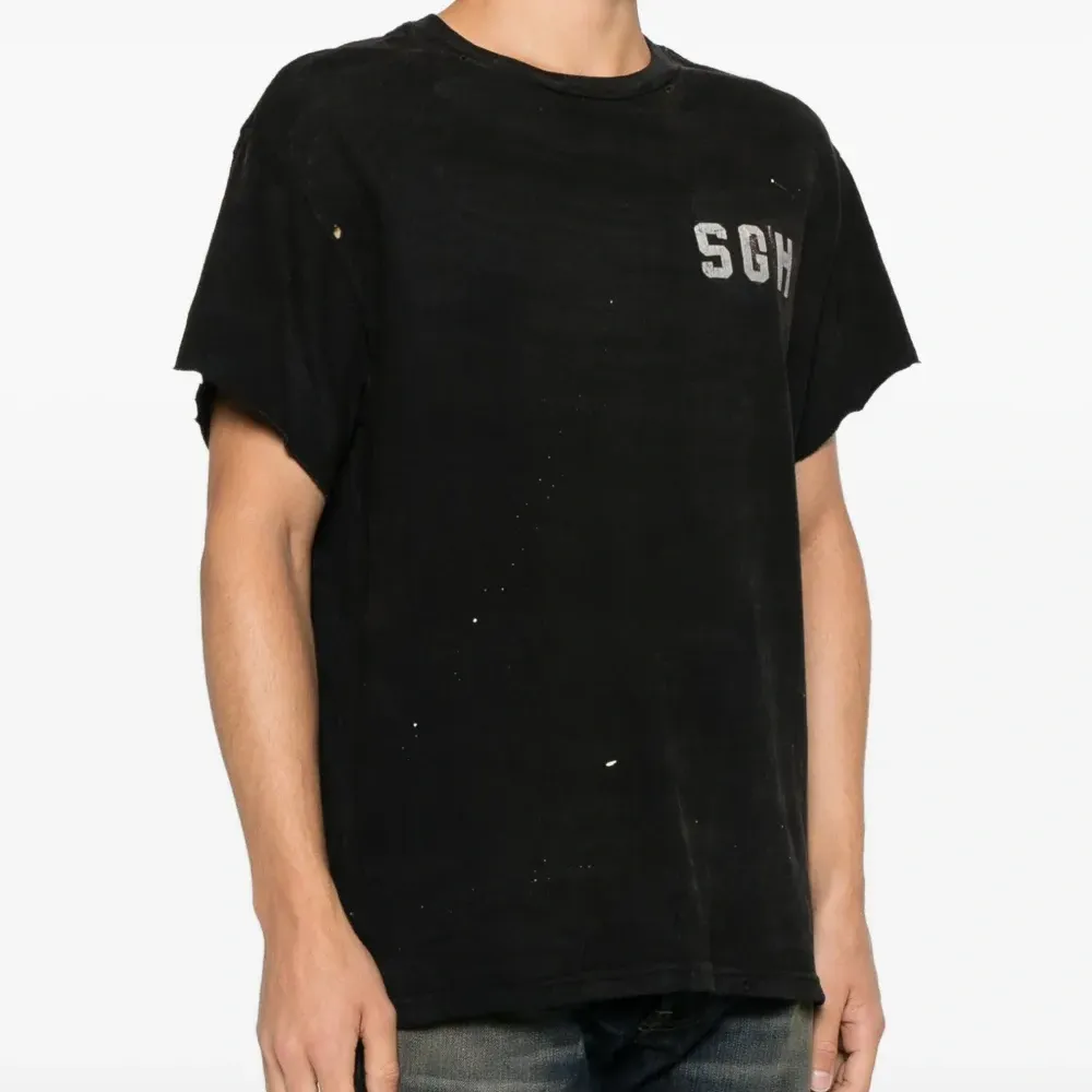 Футболка с круглым вырезом