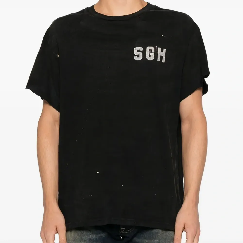 Футболка с круглым вырезом