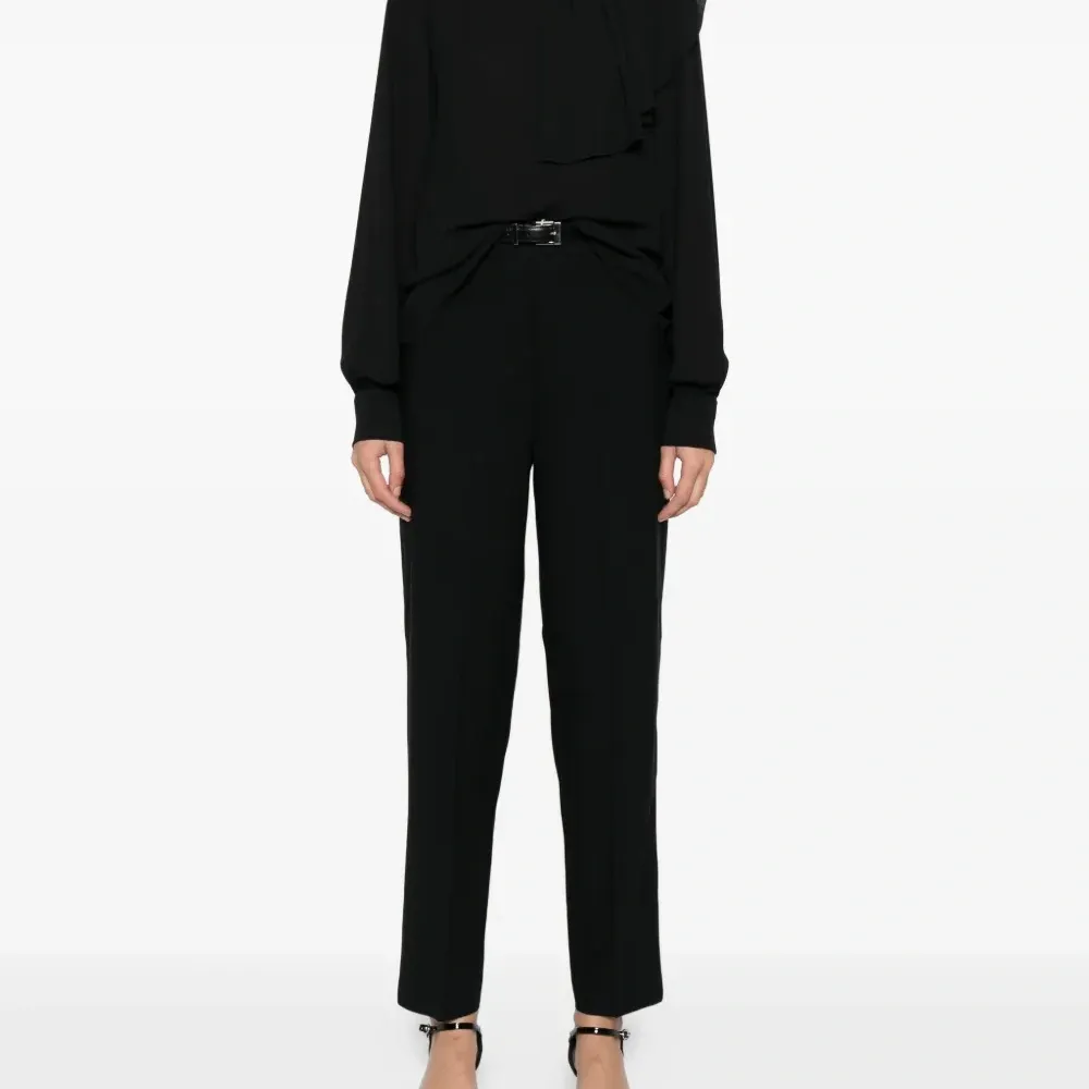 Блузка с оборками Блузка с оборками