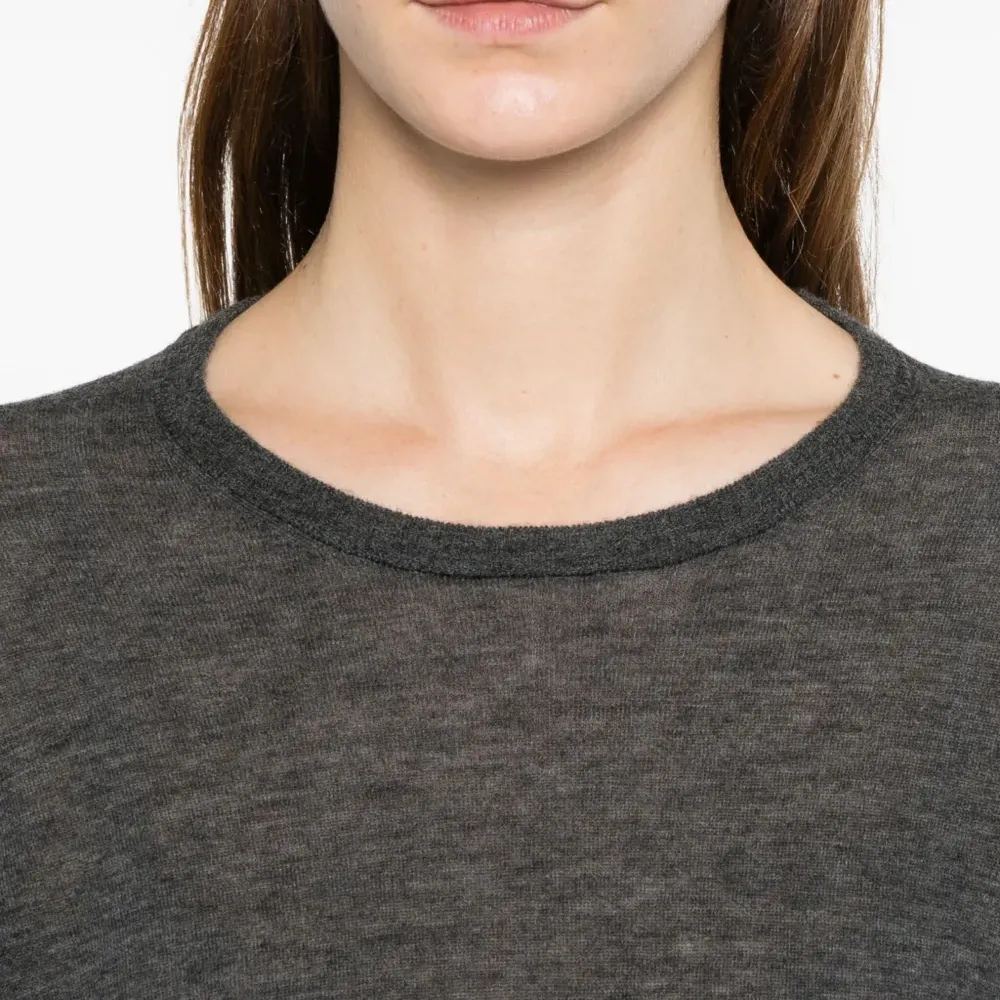 Топ с круглым вырезом Топ с круглым вырезом