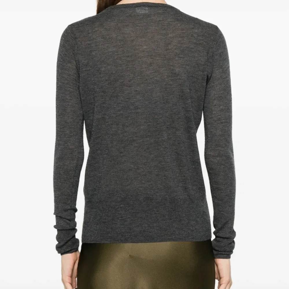 Топ с круглым вырезом Топ с круглым вырезом