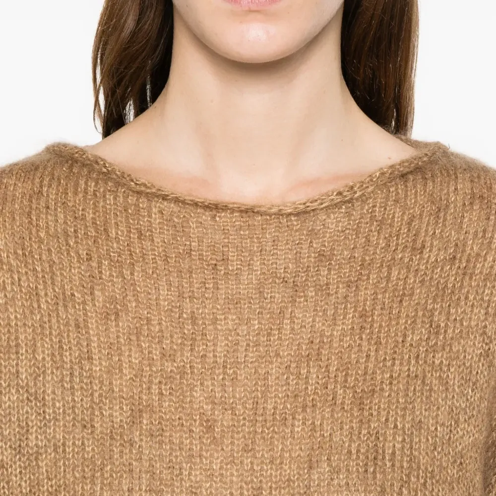 Свитер с вырезом-лодочкой Свитер с вырезом-лодочкой