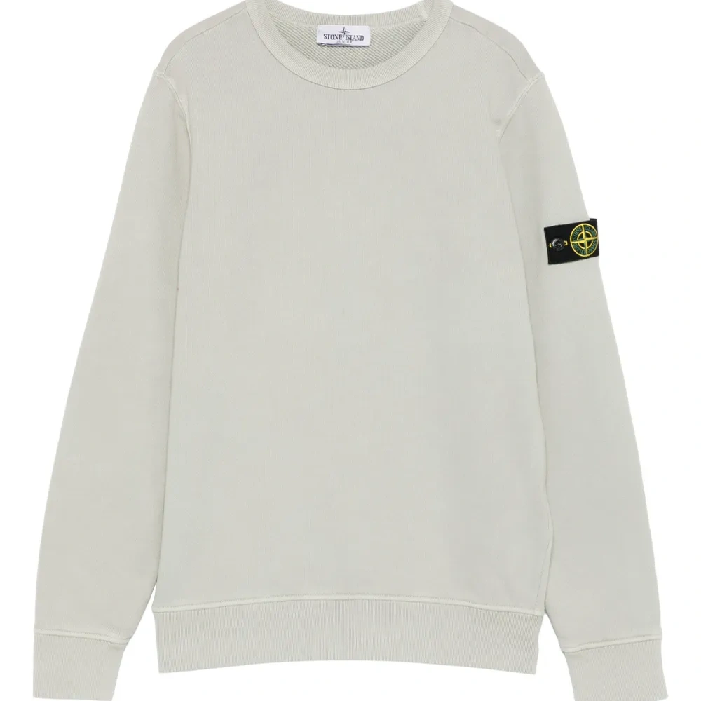 Толстовка с нашивкой-логотипом