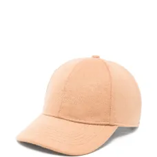 Бейсболка с вышитым логотипом