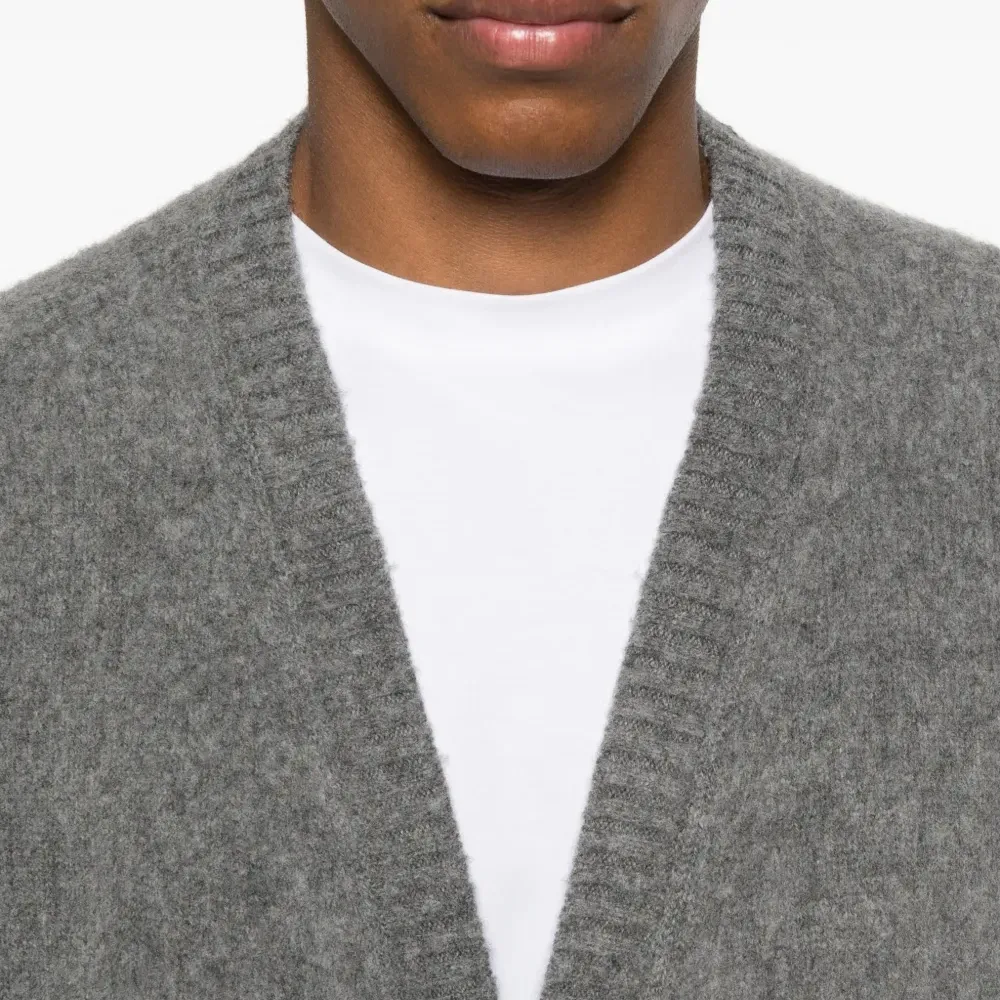 Футболка с круглым вырезом