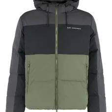 Пуховик с цветными блоками