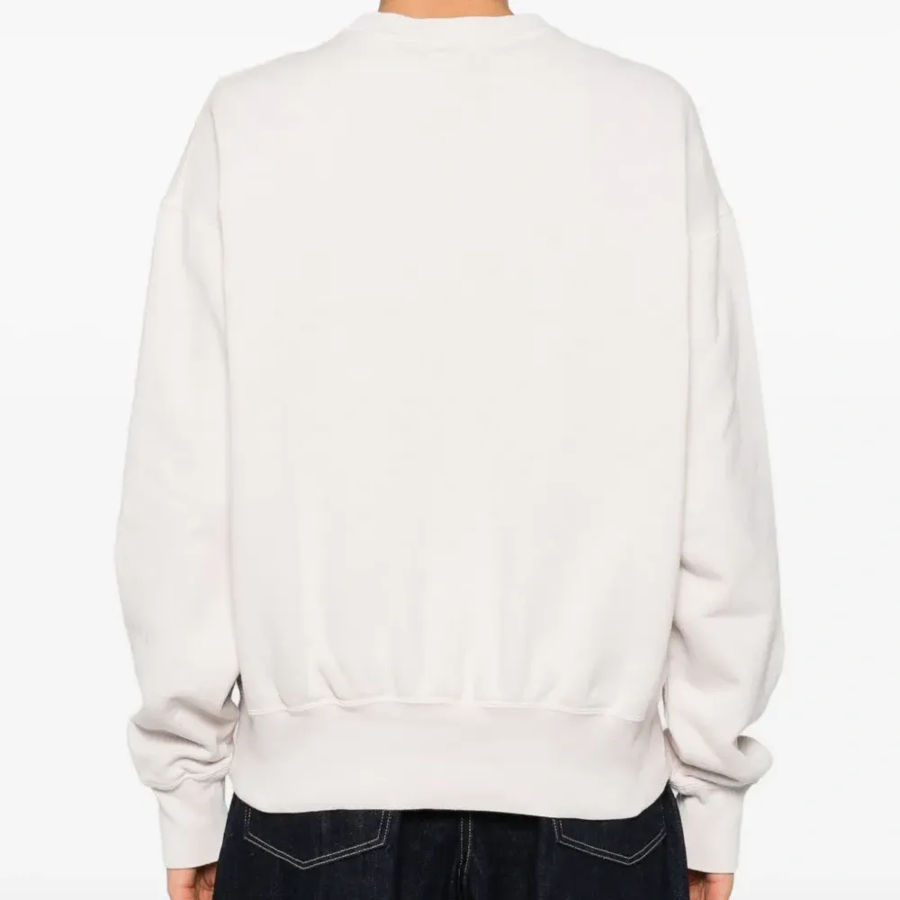 Толстовка с круглым вырезом