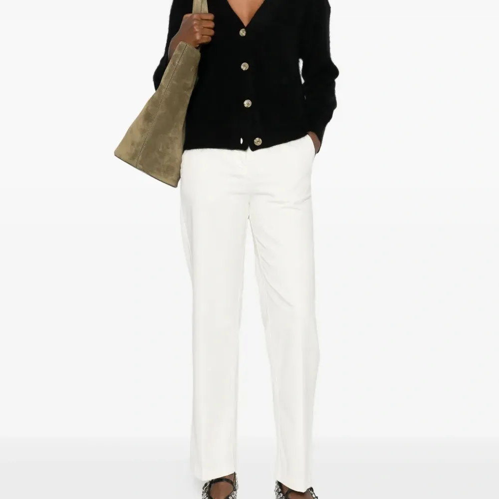 Кардиган на пуговицах