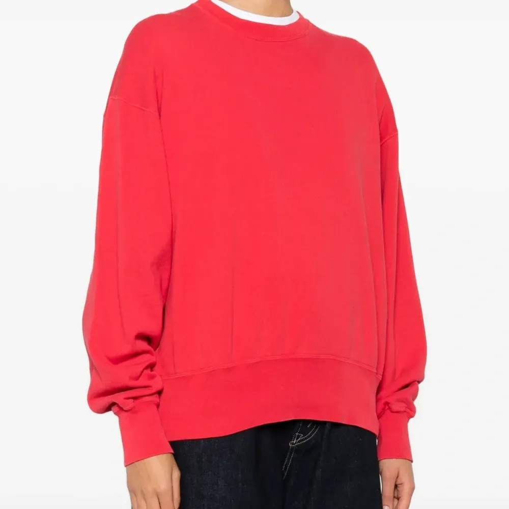 Толстовка с круглым вырезом