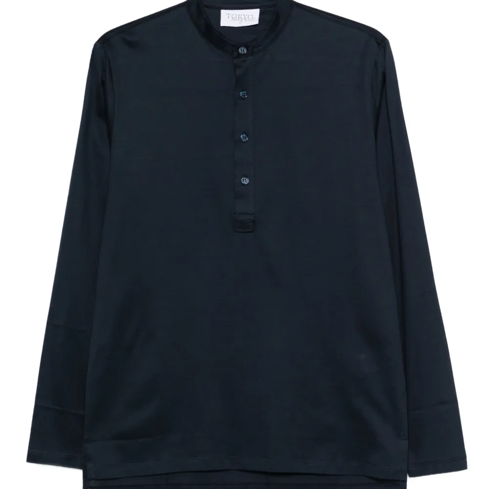 Синее поло на пуговицах