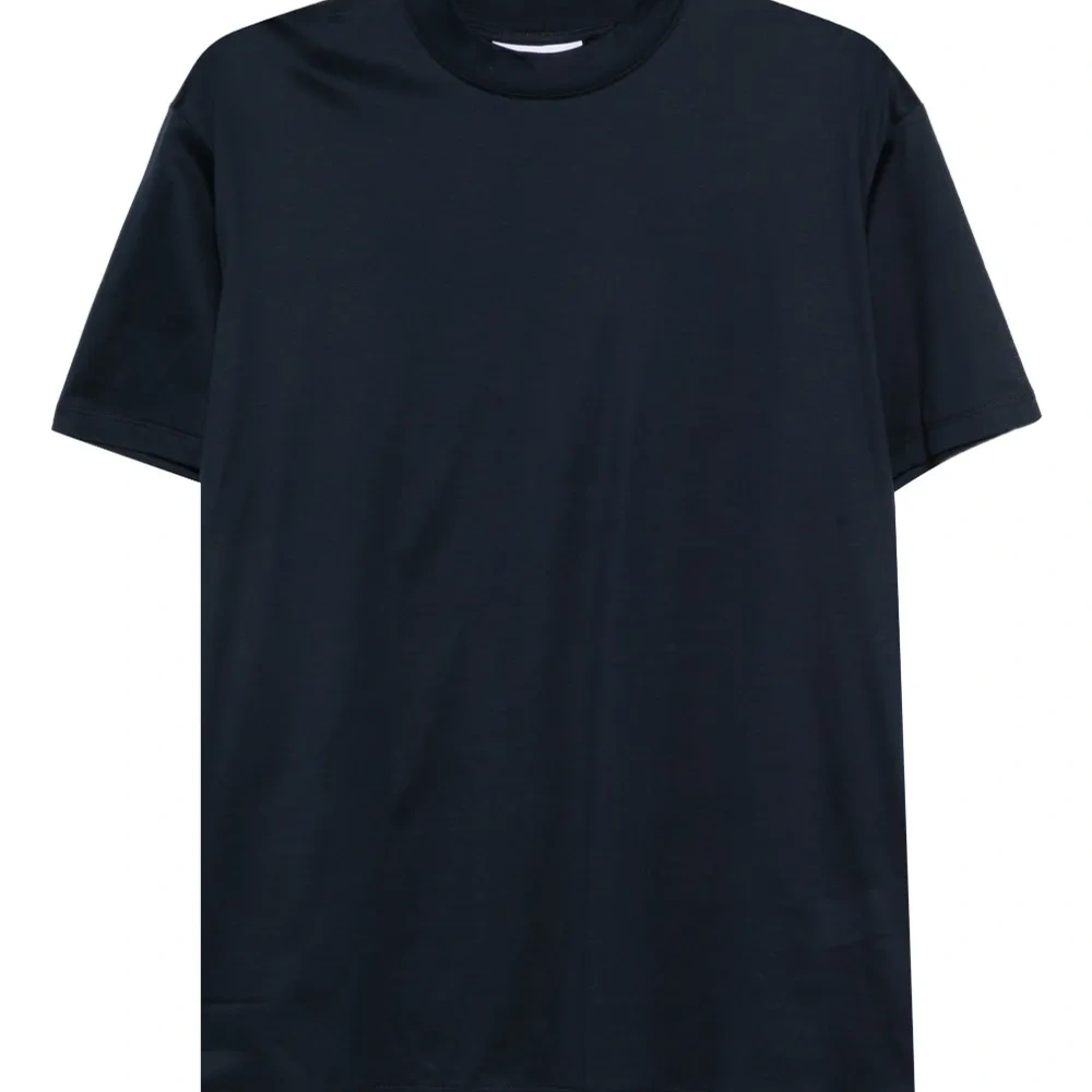 Футболка с круглым вырезом и короткими рукавами