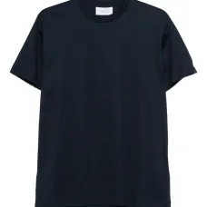 Футболка с круглым вырезом