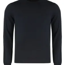 Свитер с круглым вырезом