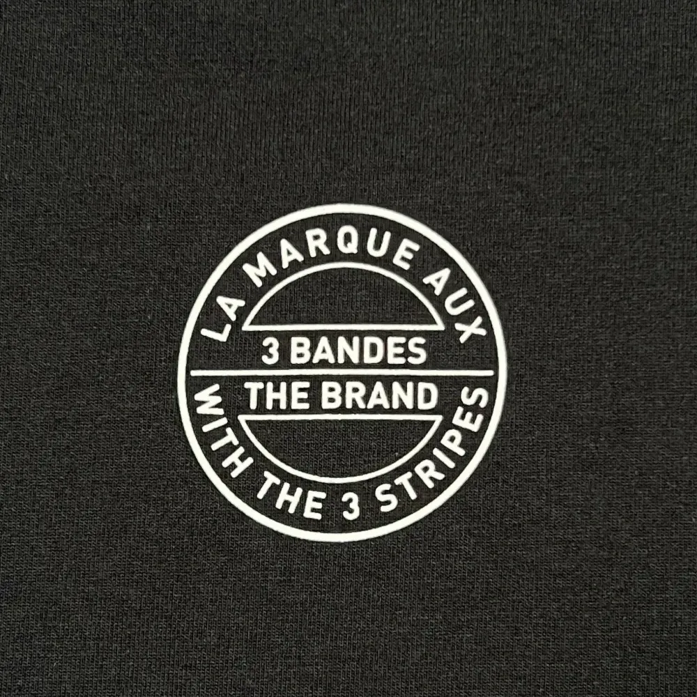 Футболка с принтом логотипа X Neighborhood