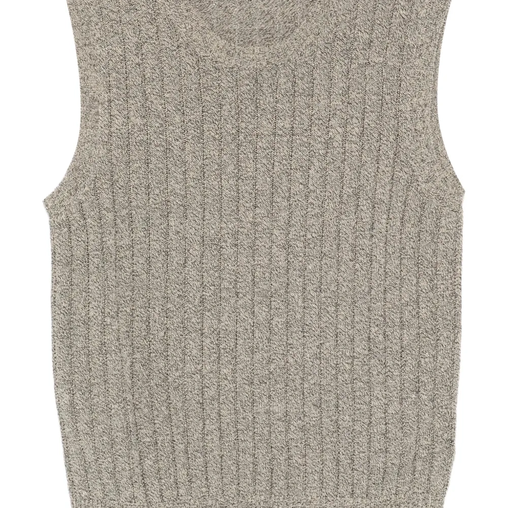 Жилет с косичками