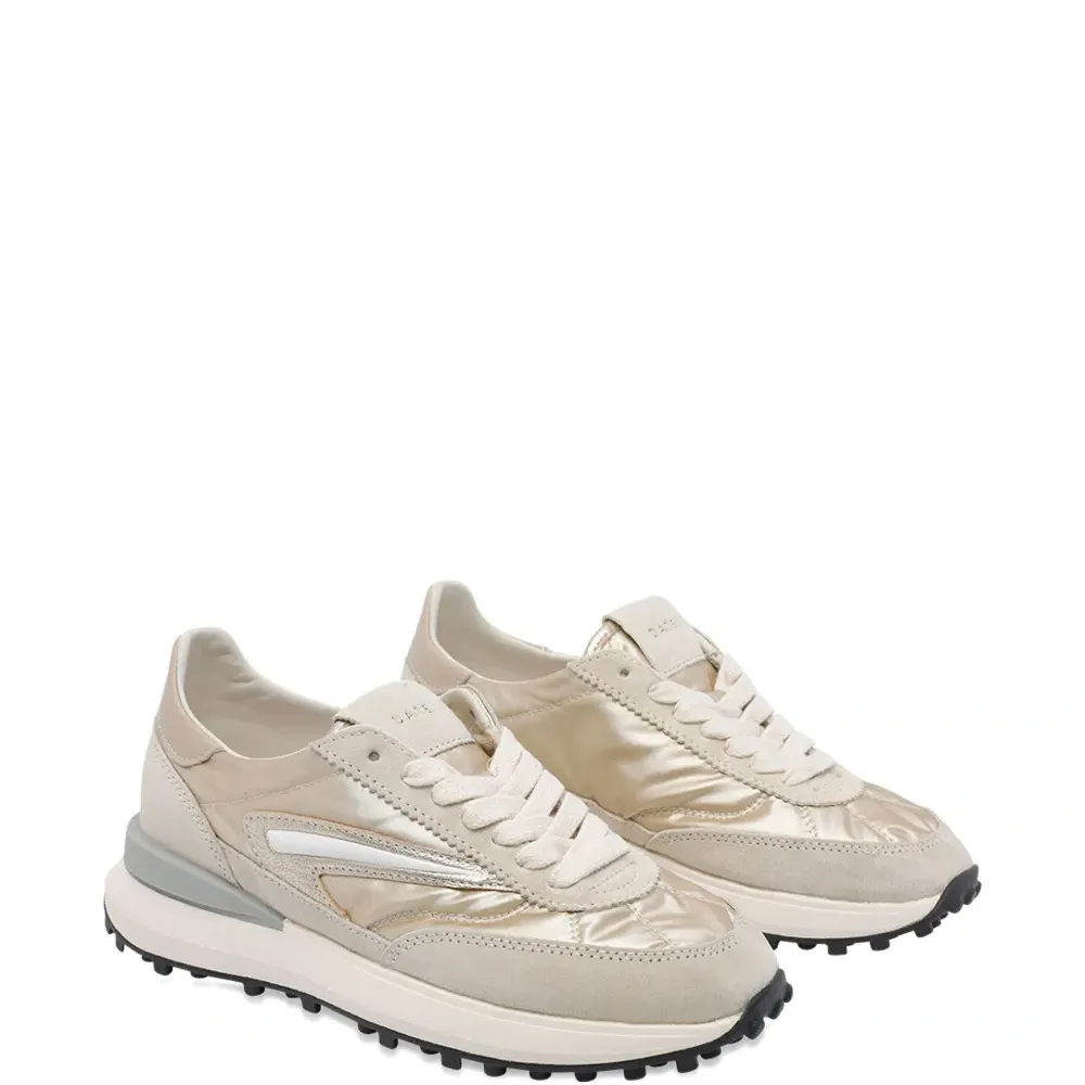 Кроссовки на шнуровке Athleta