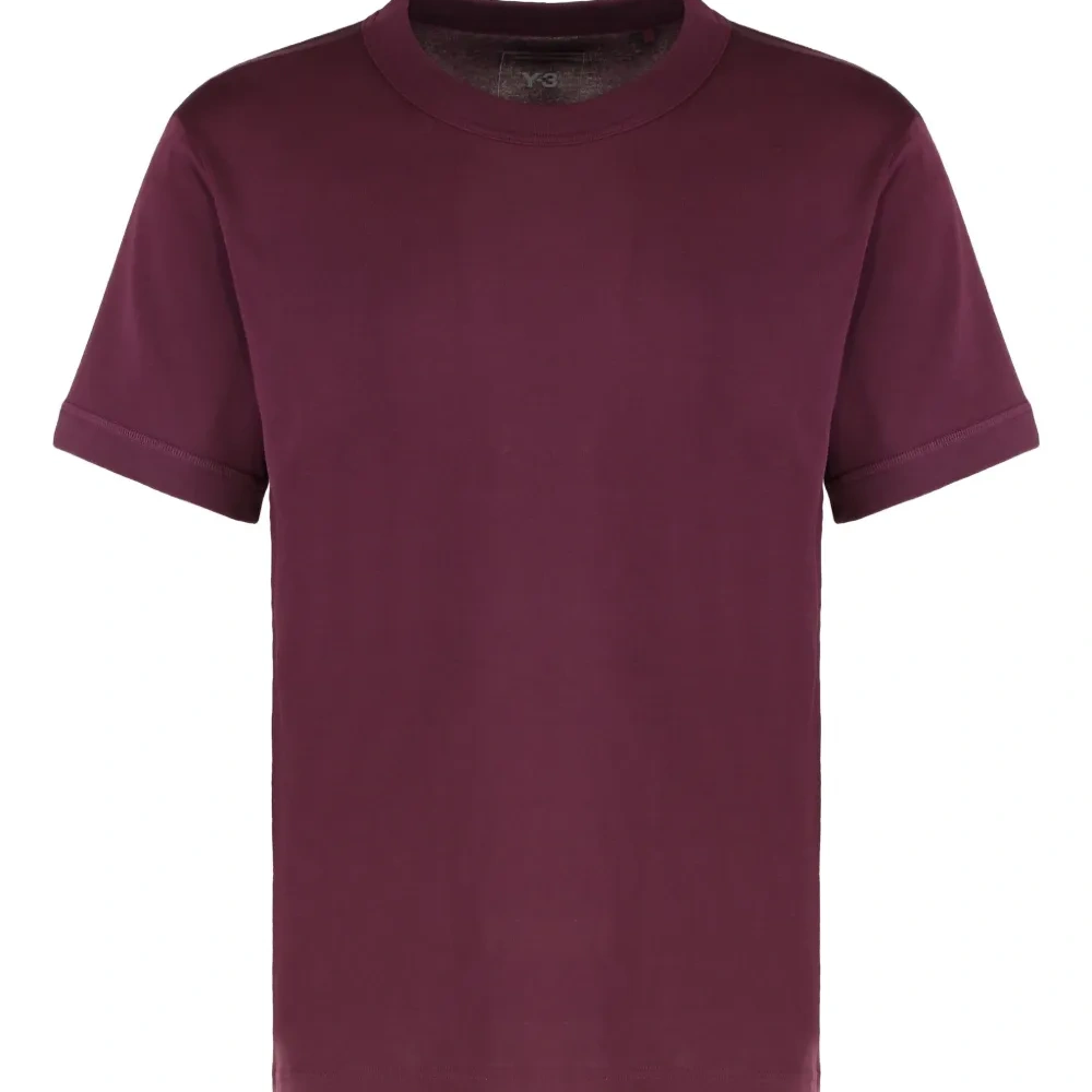 Футболка с круглым вырезом