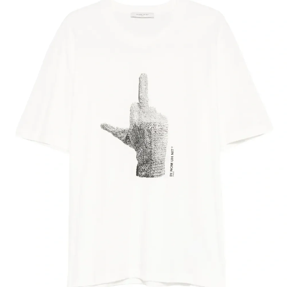 Футболка с графичным принтом Футболка с графичным принтом