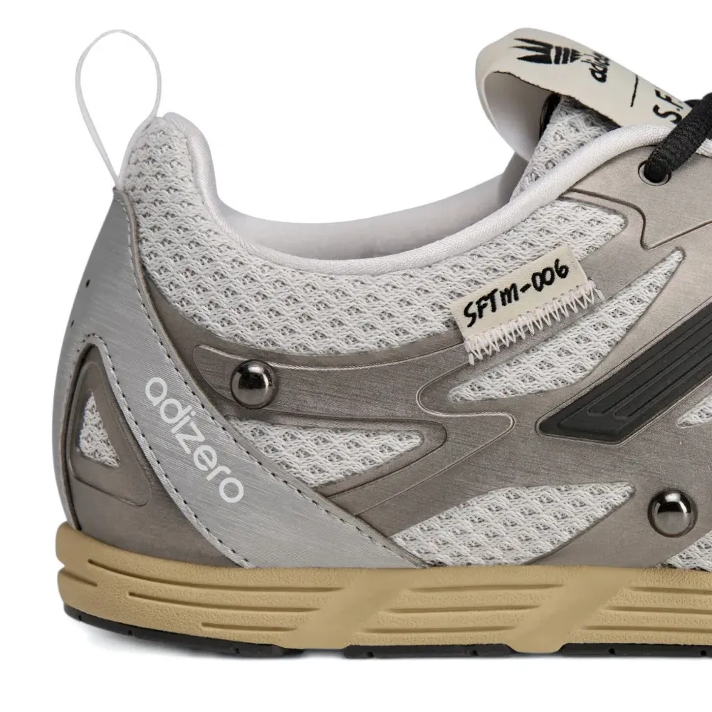 Кроссовки Adizero PR из коллаборации с adidas