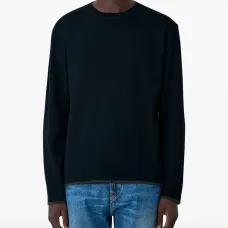 Свитер с круглым вырезом