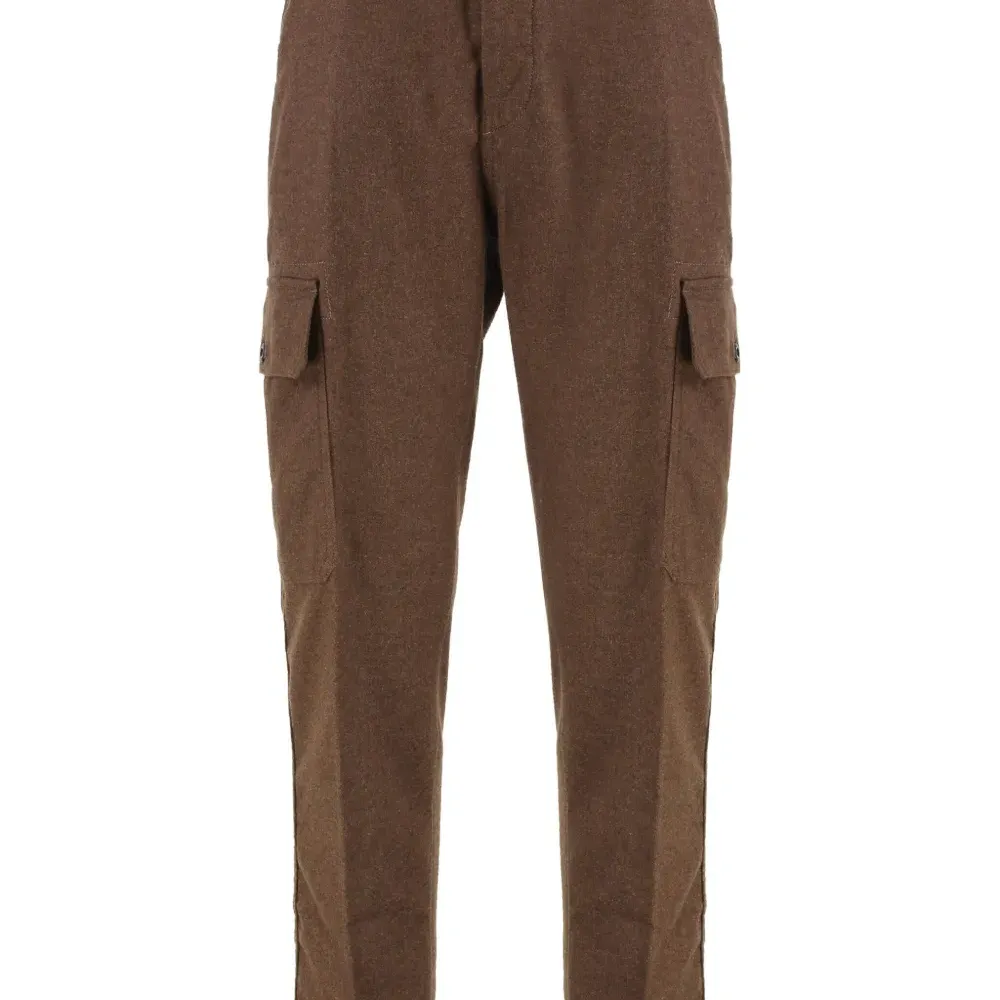 Брюки с карманами