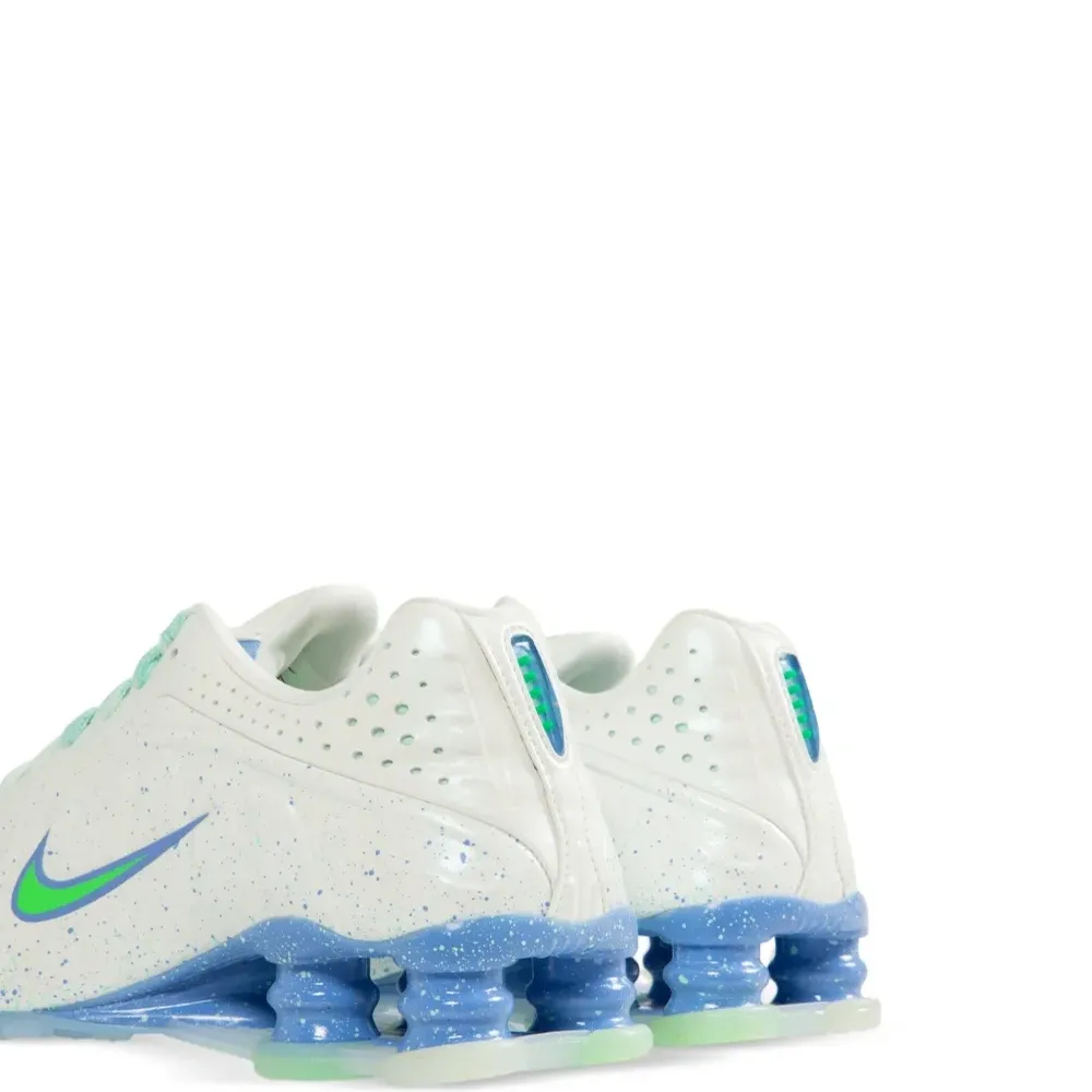 Кеды Shox R4 с перфорацией Кеды Shox R4 с перфорацией