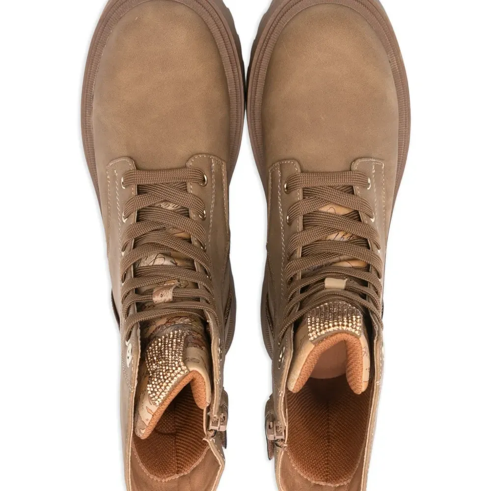 Ботинки в стиле милитари