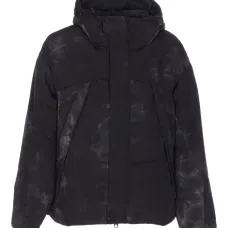 Куртка с мраморным эффектом