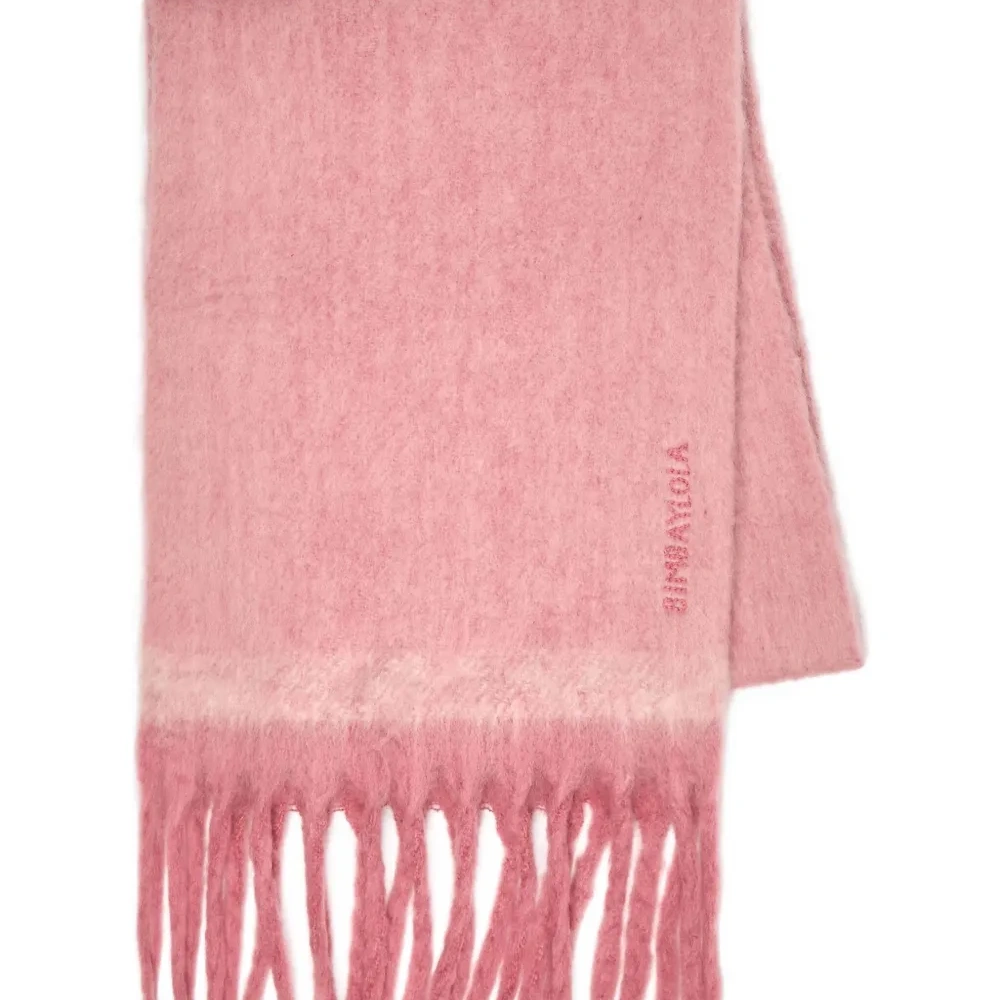 Шарф с бахромой