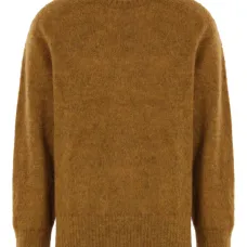 Свитер с круглым вырезом