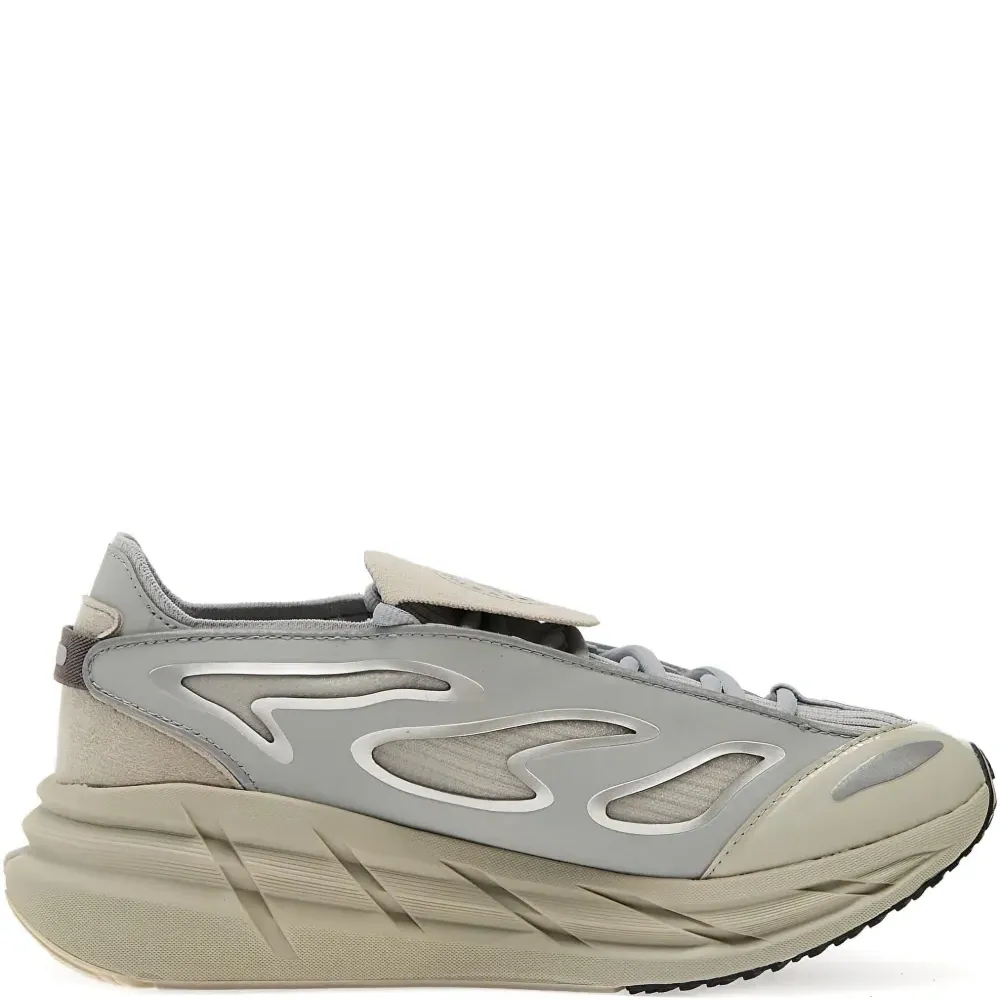 Кроссовки Adistar из коллаборации с Stella McCartney